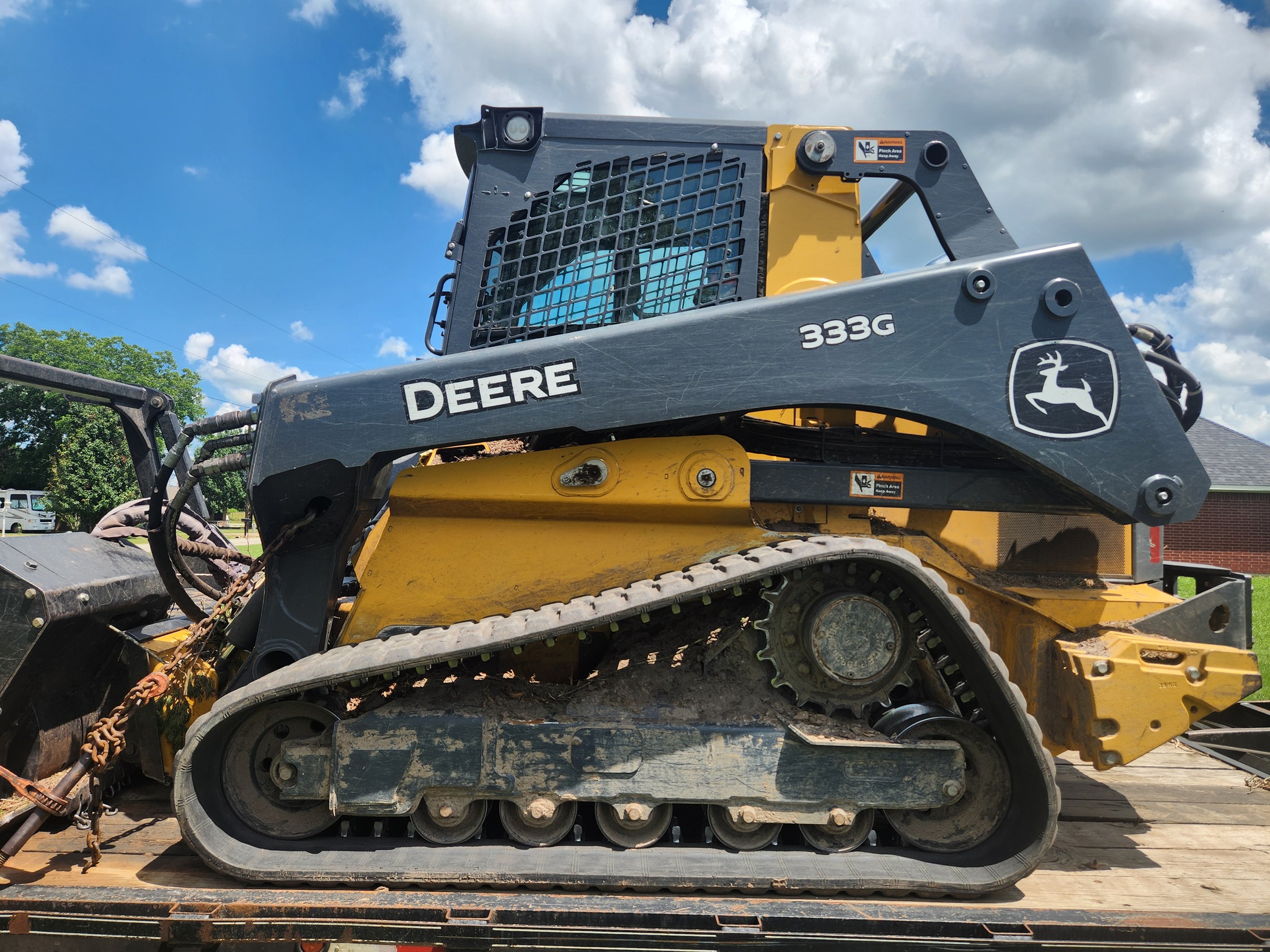 2023 John Deere 333G Image 1