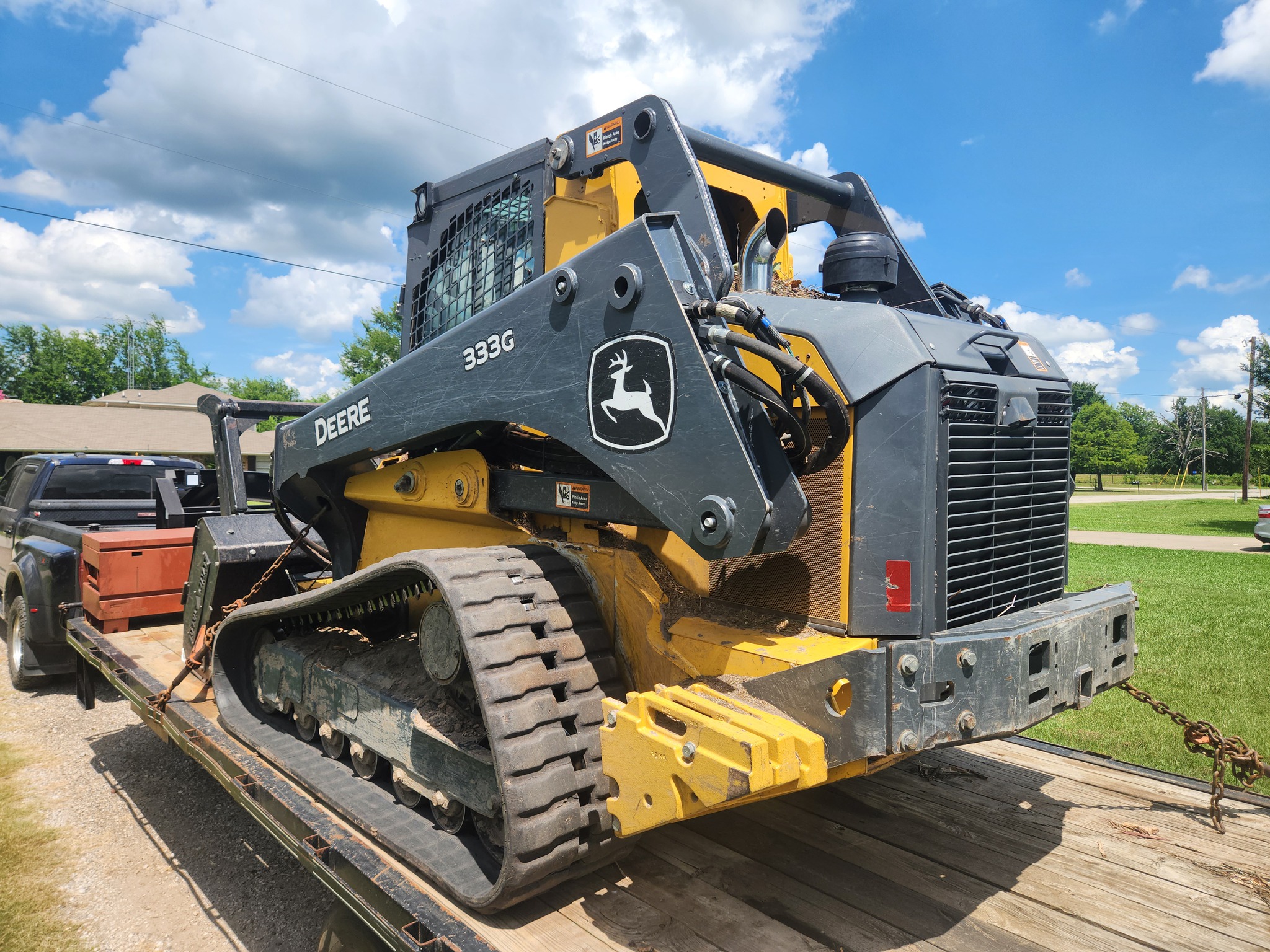 2023 John Deere 333G Image 9