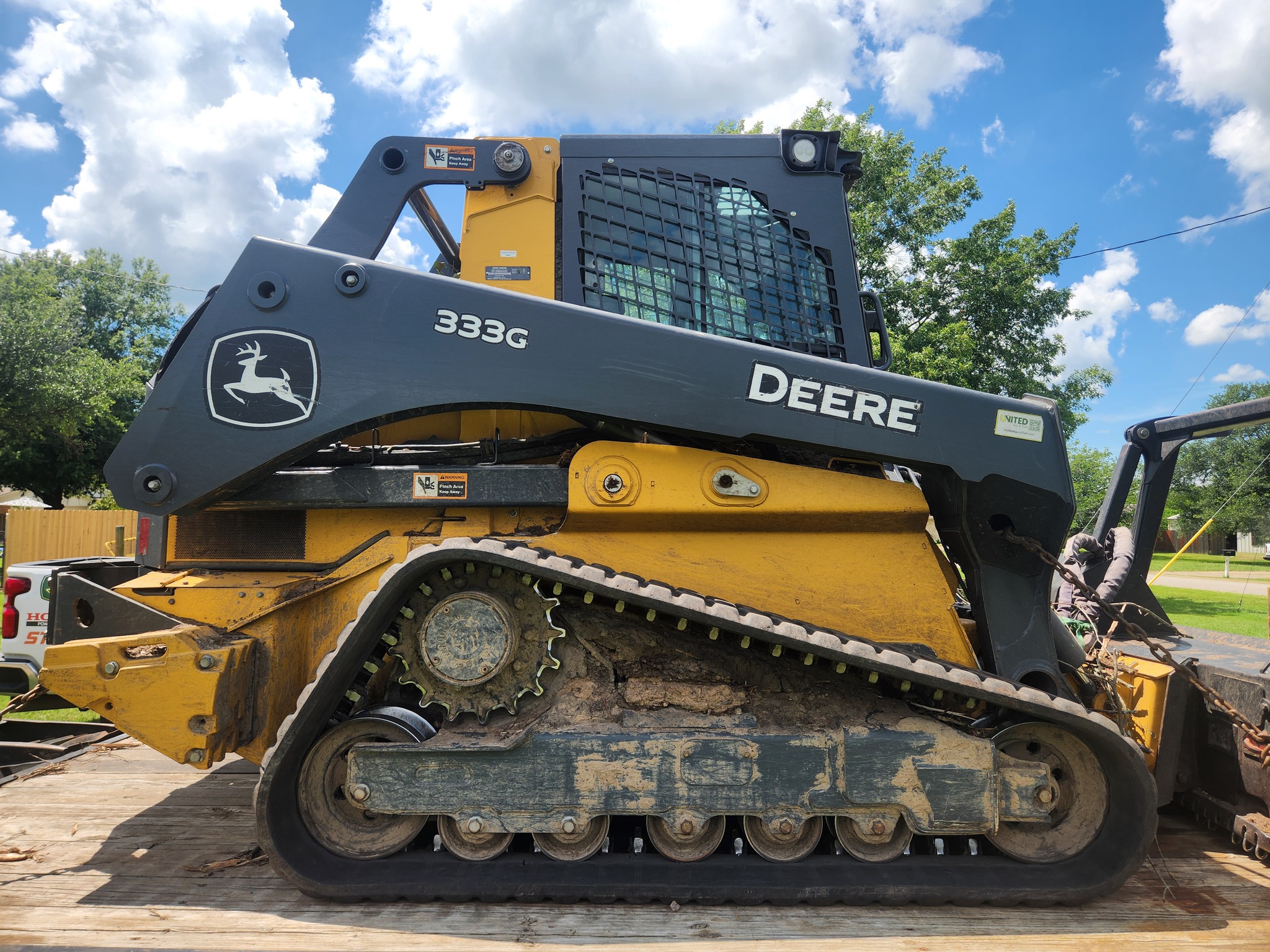 2023 John Deere 333G Image 6