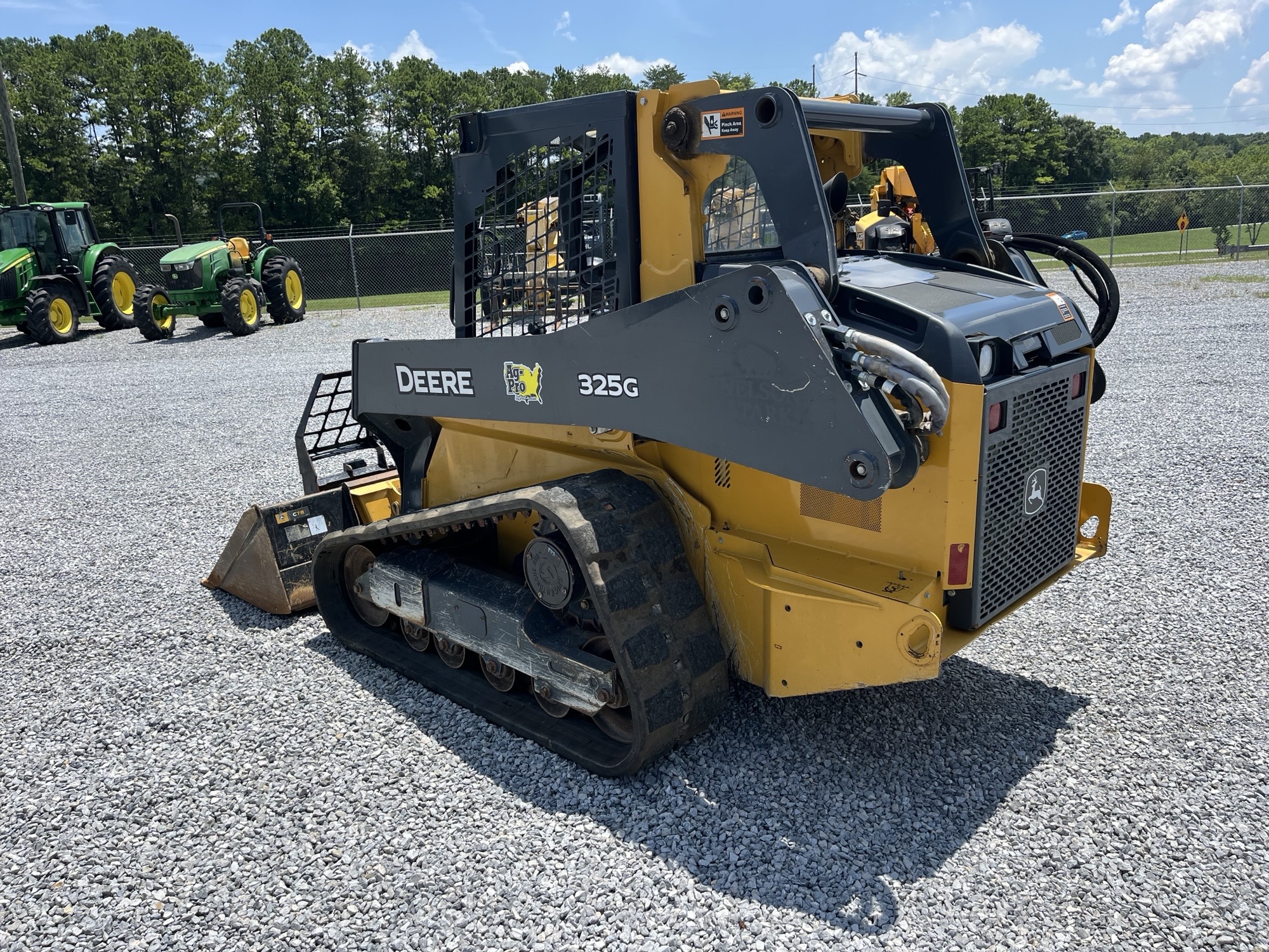 2022 John Deere 325G Image 2