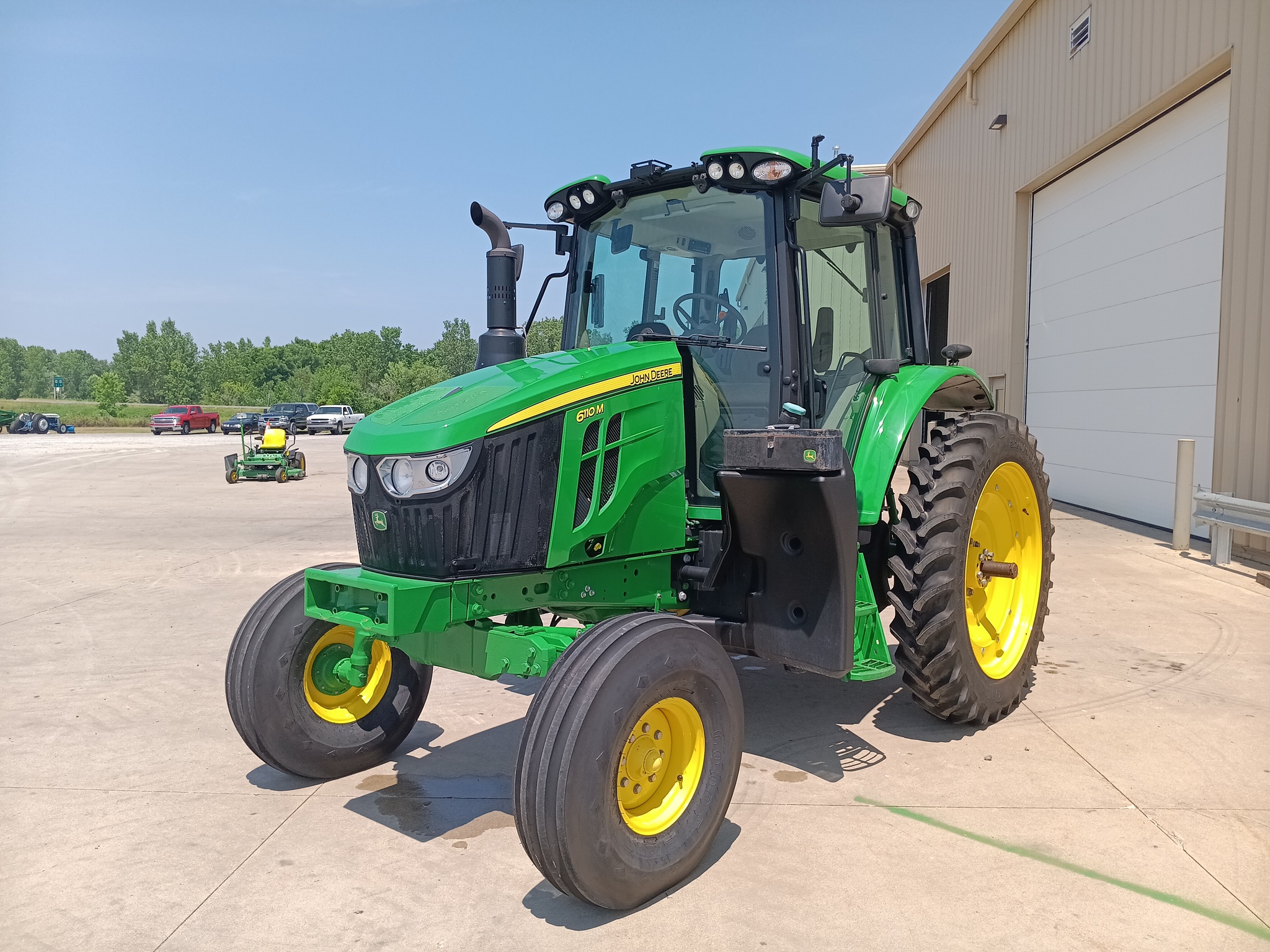 2023 John Deere 6110M Image 7