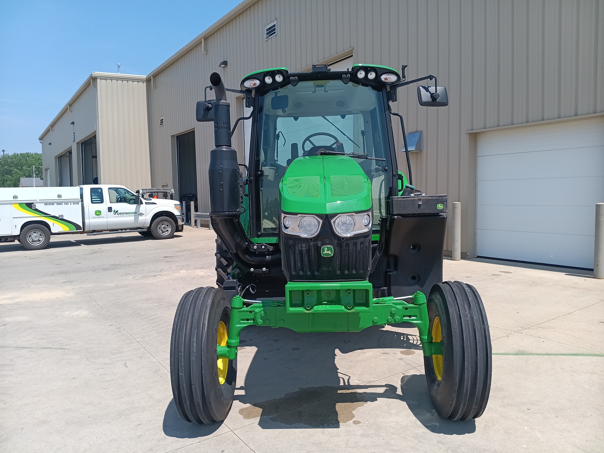 2023 John Deere 6110M Image 8