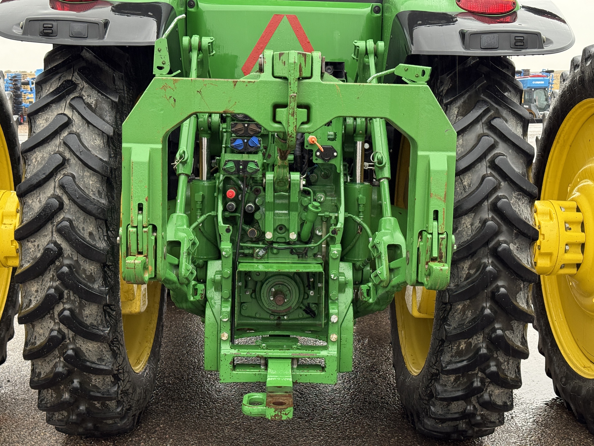 2019 John Deere 8295R Image 27