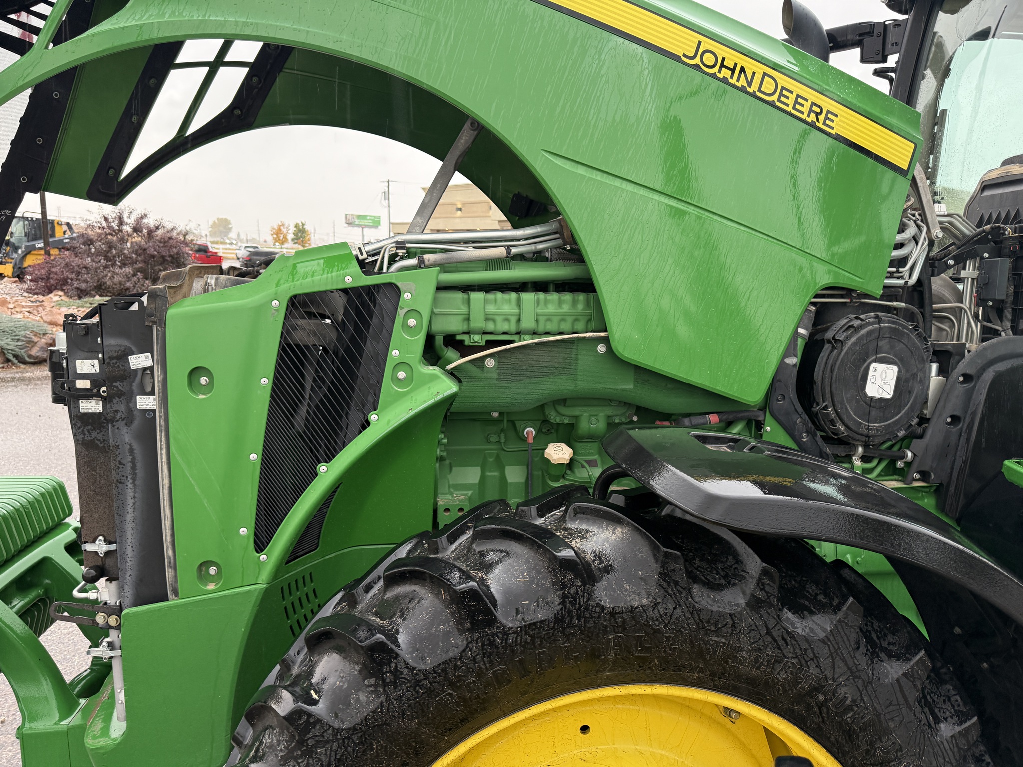 2019 John Deere 8295R Image 20