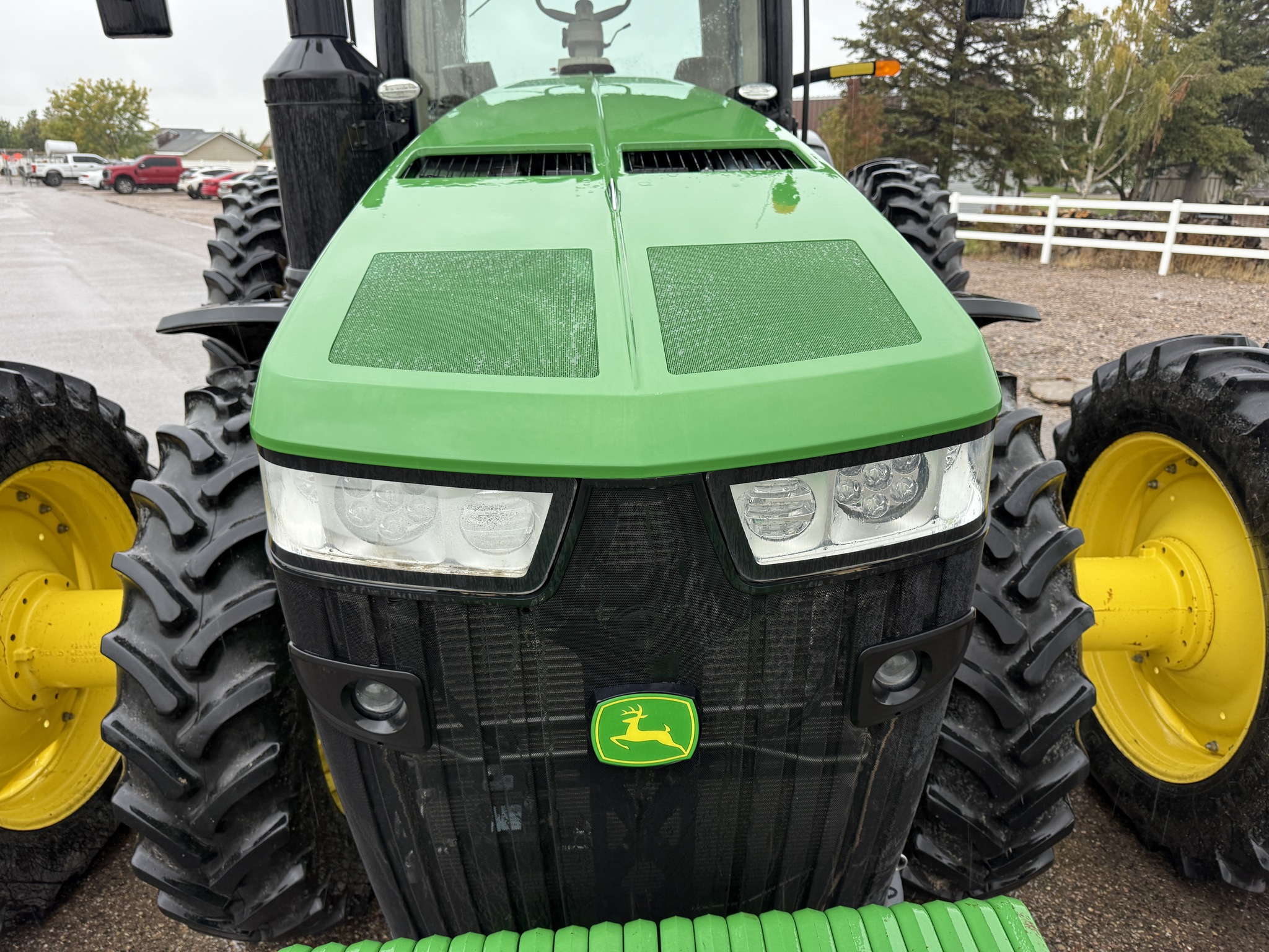 2019 John Deere 8295R Image 25