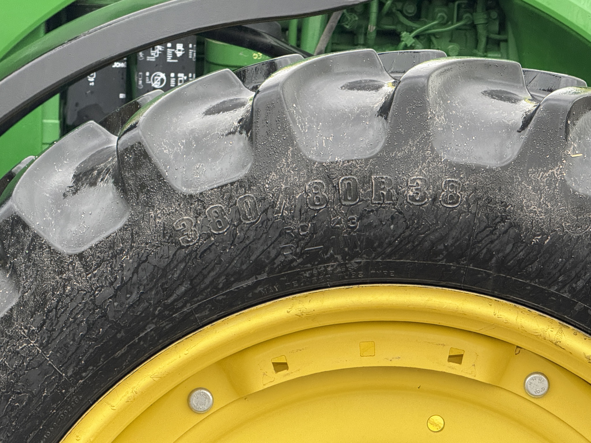 2019 John Deere 8295R Image 41