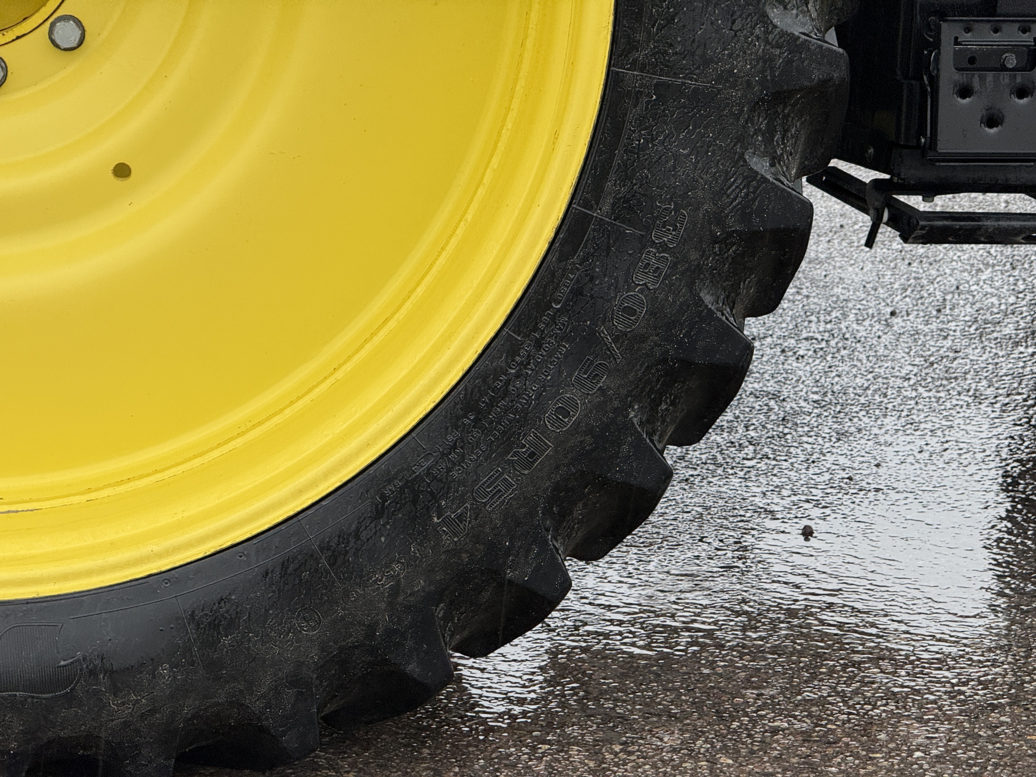 2019 John Deere 8295R Image 35