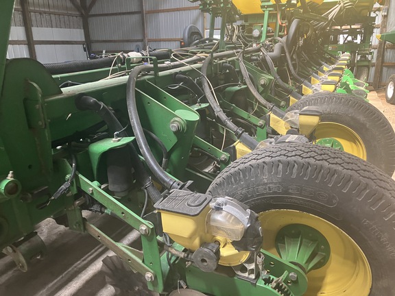 Photo of 2009 John Deere 1770NT CCS