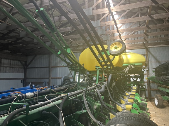 Photo of 2009 John Deere 1770NT CCS