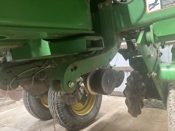 Photo of 2009 John Deere 1770NT CCS