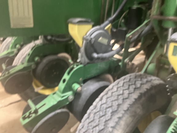 Photo of 2009 John Deere 1770NT CCS