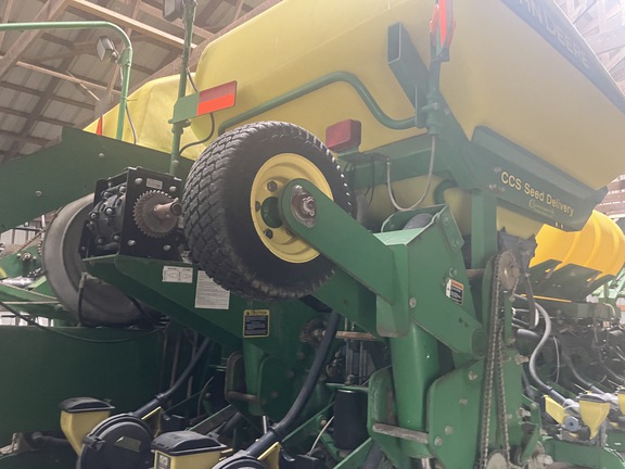 Photo of 2009 John Deere 1770NT CCS