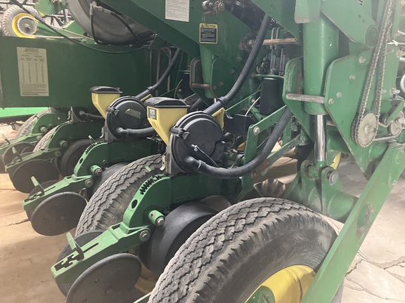 Photo of 2009 John Deere 1770NT CCS