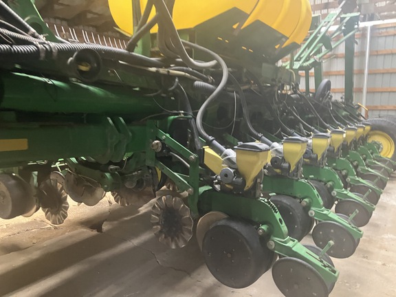 Photo of 2009 John Deere 1770NT CCS