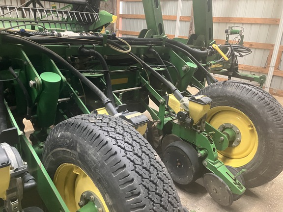 Photo of 2009 John Deere 1770NT CCS