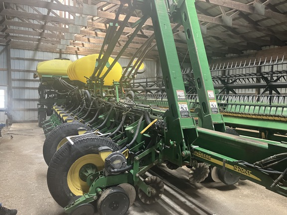Photo of 2009 John Deere 1770NT CCS