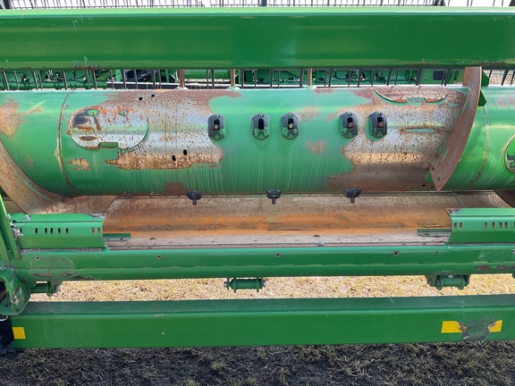 Used 2020 John Deere 630F Combine Platforms at Horizon Ag & Turf in Westlock, AB - Photo9