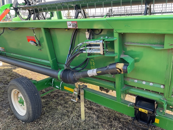 Used 2020 John Deere 630F Combine Platforms at Horizon Ag & Turf in Westlock, AB - Photo11