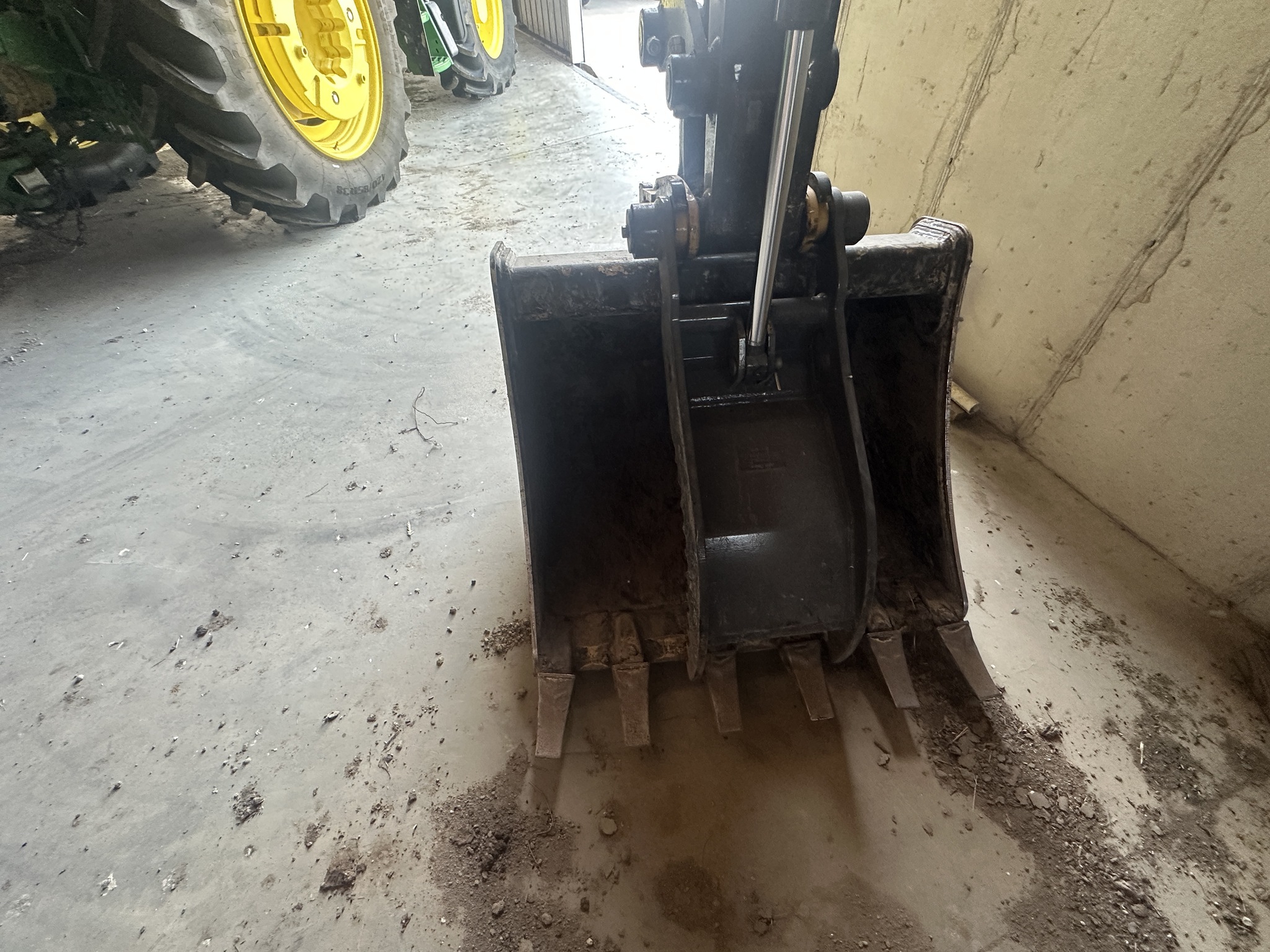 2024 John Deere 60 P Image 9