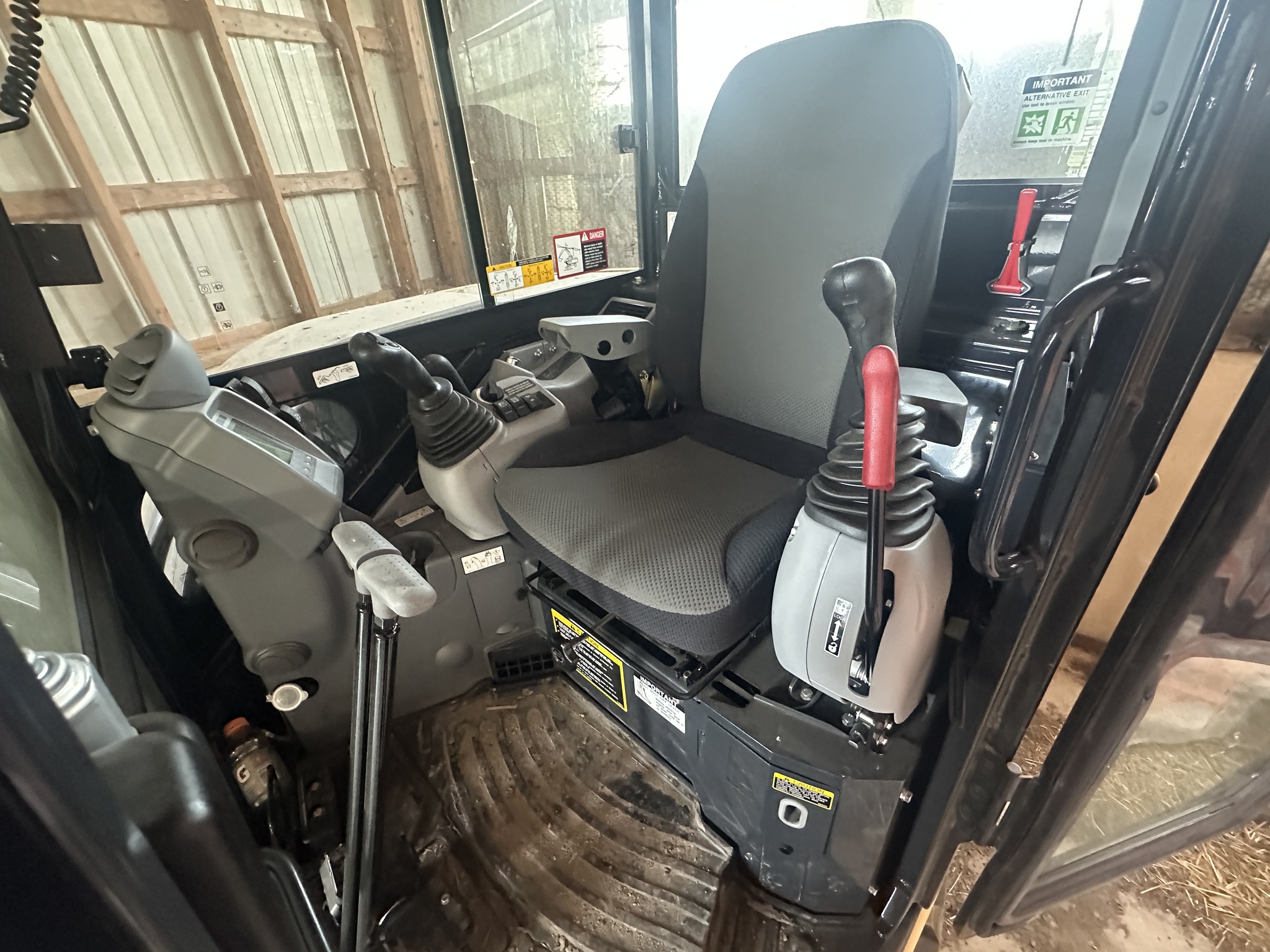 2024 John Deere 60 P Image 7