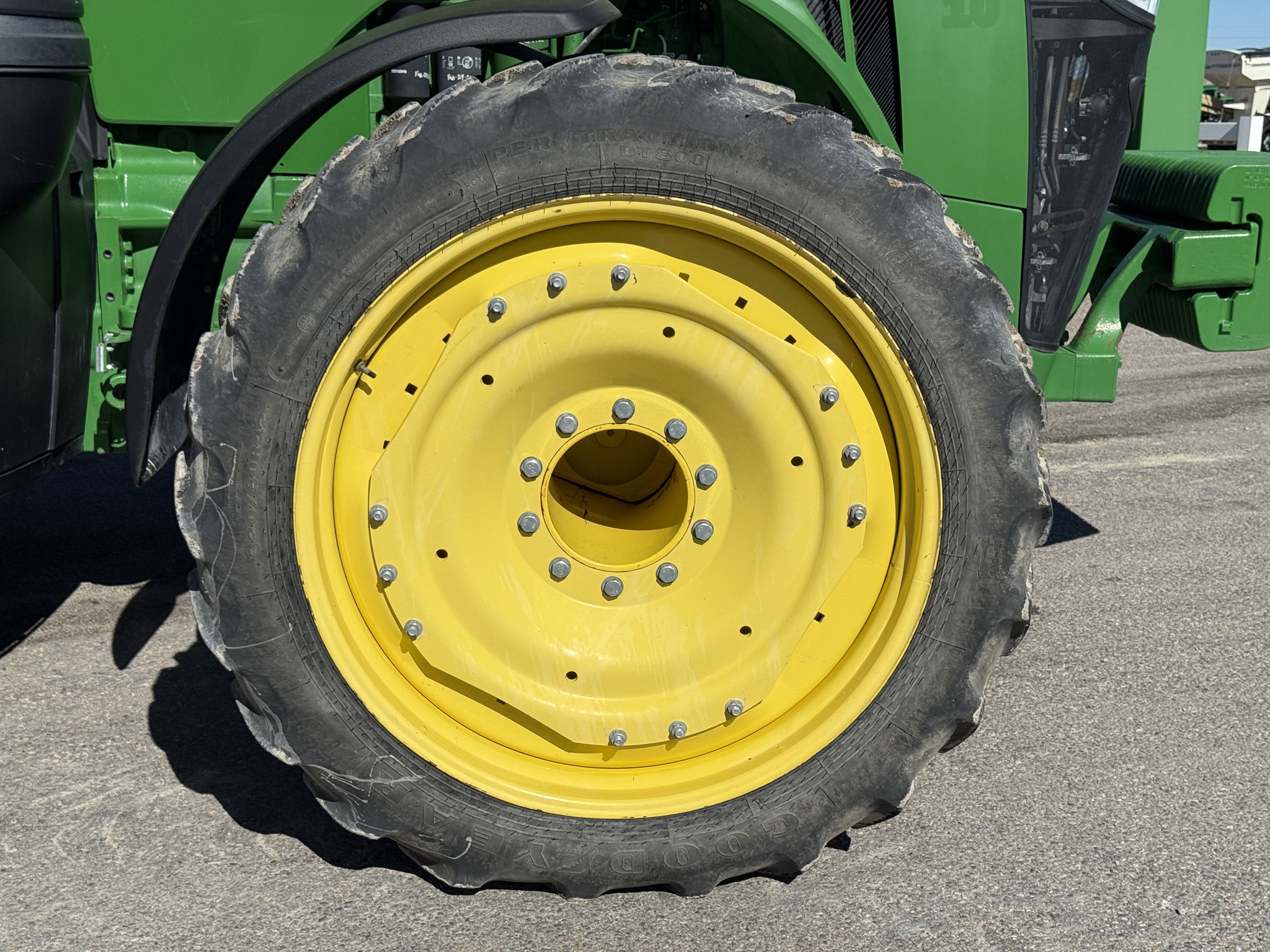 2018 John Deere 8370R Image 35