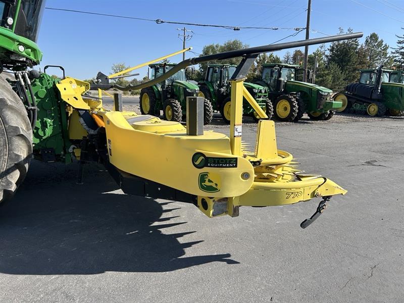 2022 John Deere 770 Image 4