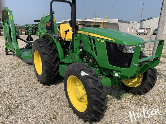 Photo of 2024 John Deere 5075E