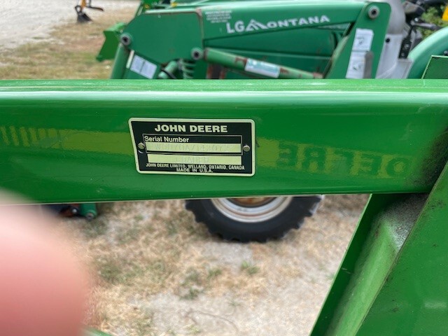 1996 John Deere 855 Image 9