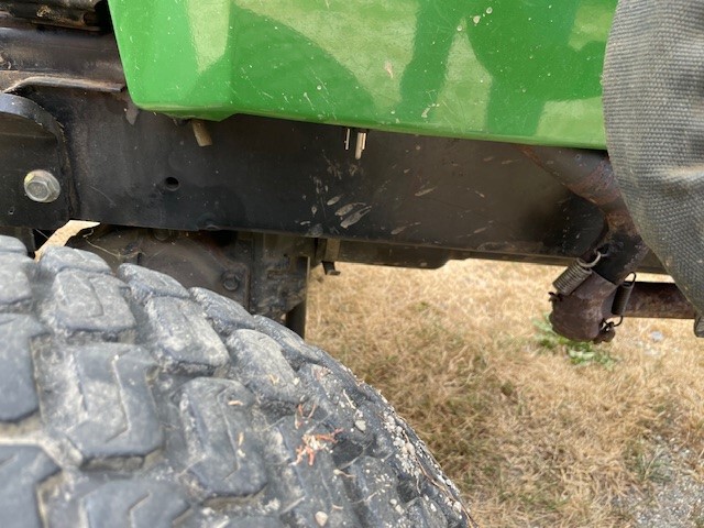1996 John Deere 855 Image 8