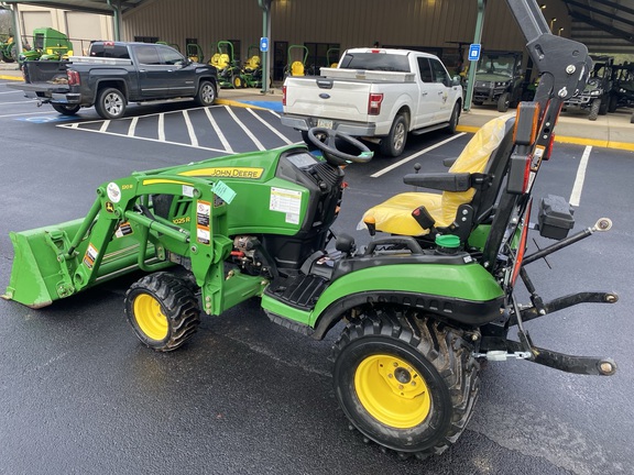 2021 John Deere 1025R Photo 1