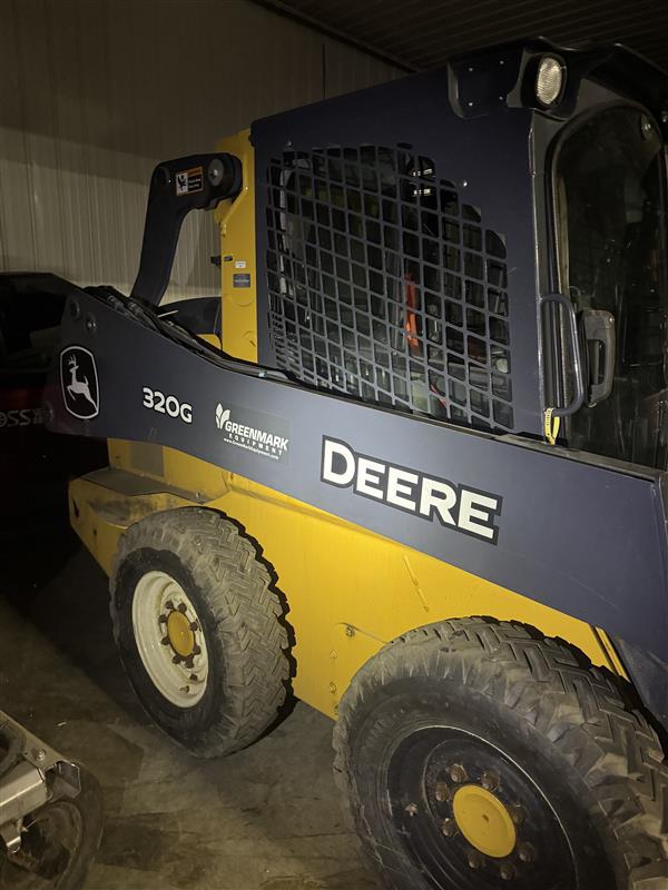 2022 John Deere 320G Image 1