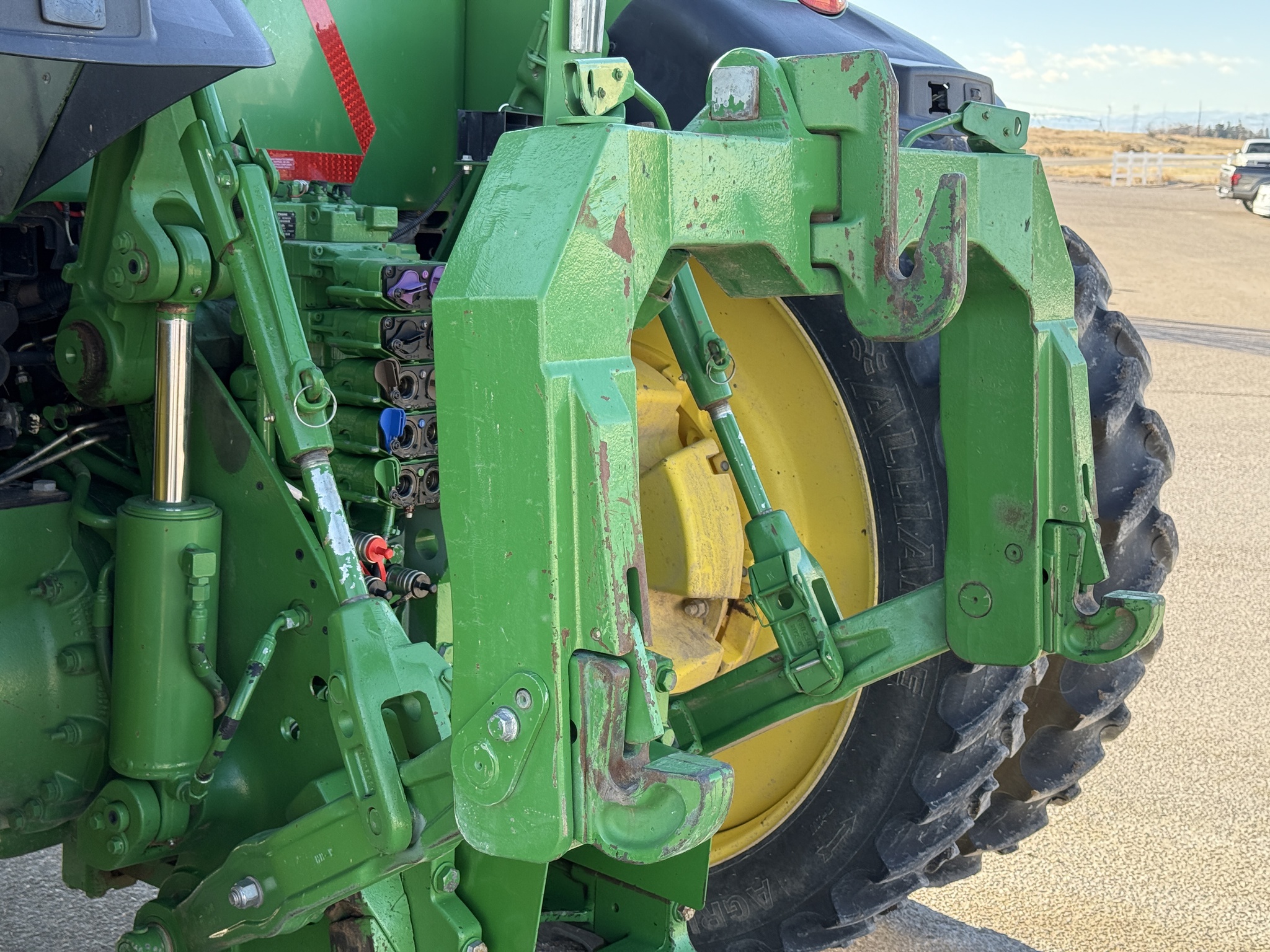2018 John Deere 8245R Image 29