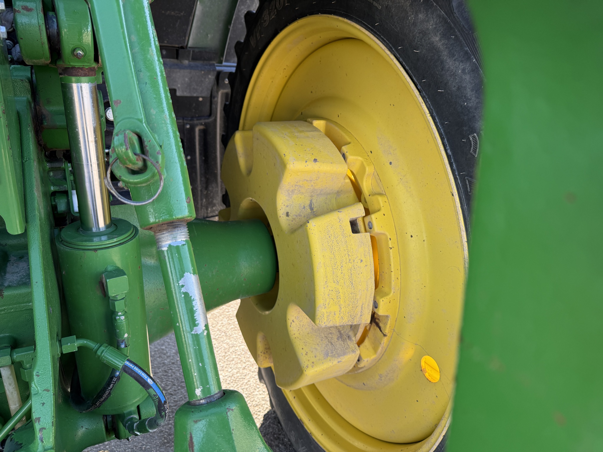 2018 John Deere 8245R Image 46