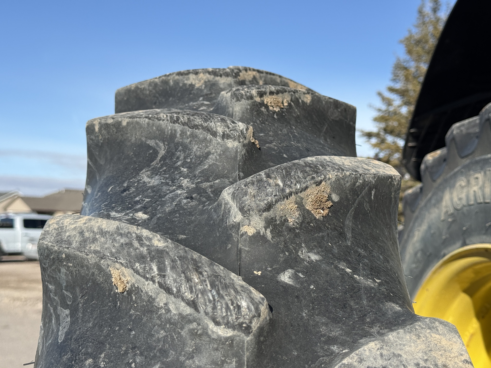 2018 John Deere 8245R Image 40