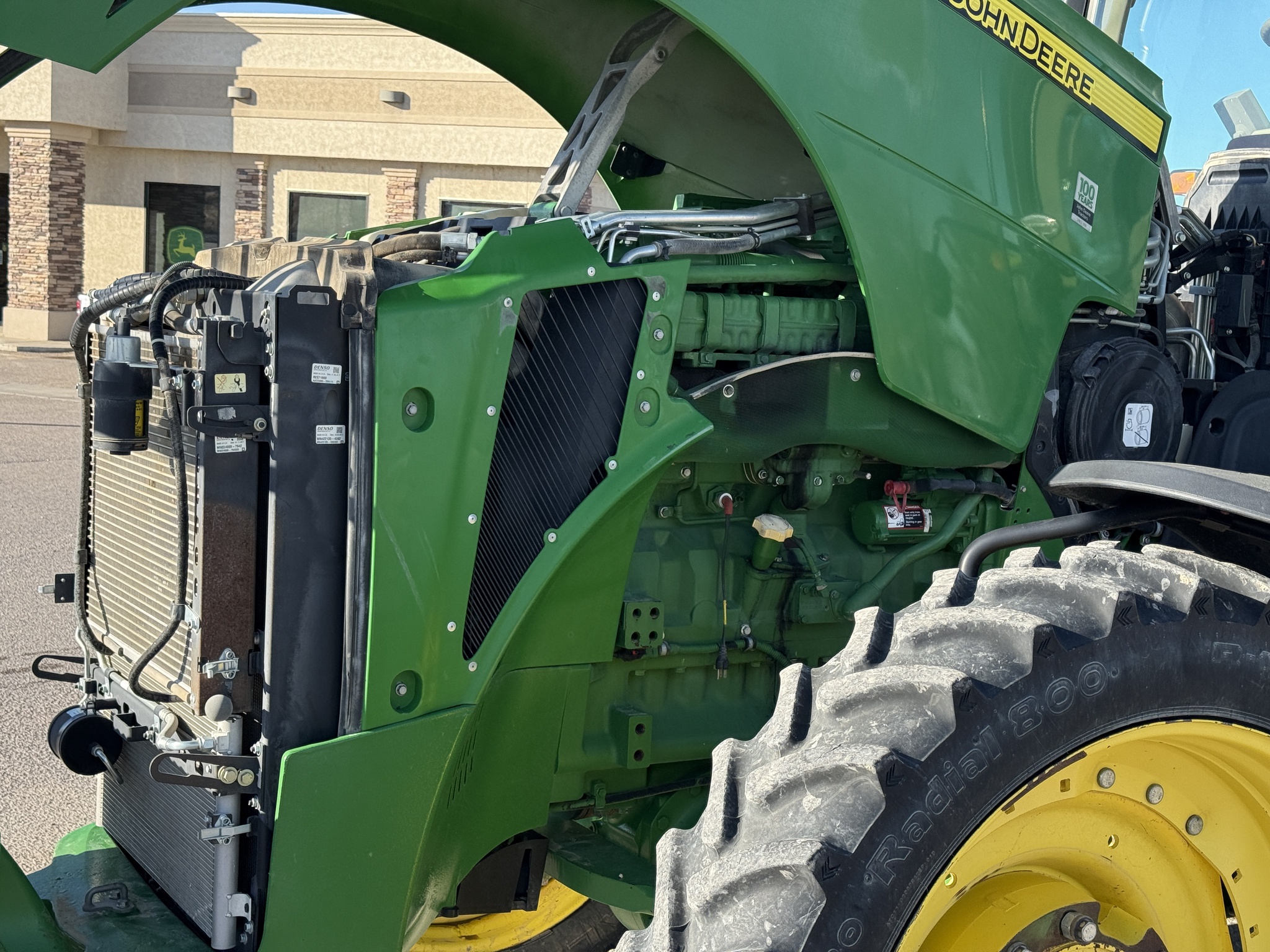 2018 John Deere 8245R Image 19