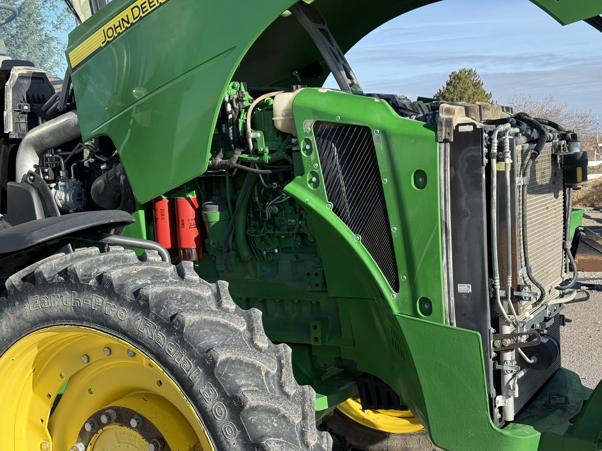 2018 John Deere 8245R Image 21