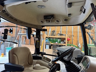 2022 John Deere 3033R Image 5