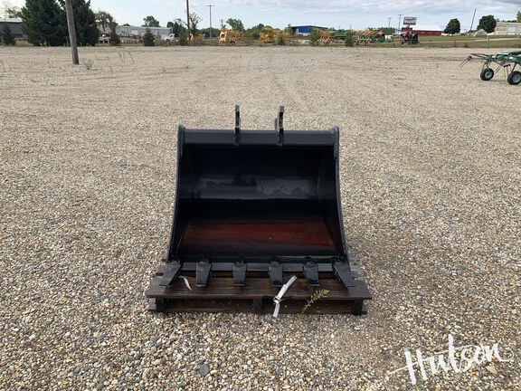 Photo of 2024 John Deere BYT10995