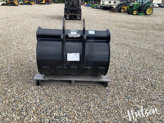 Photo of 2024 John Deere BYT10995