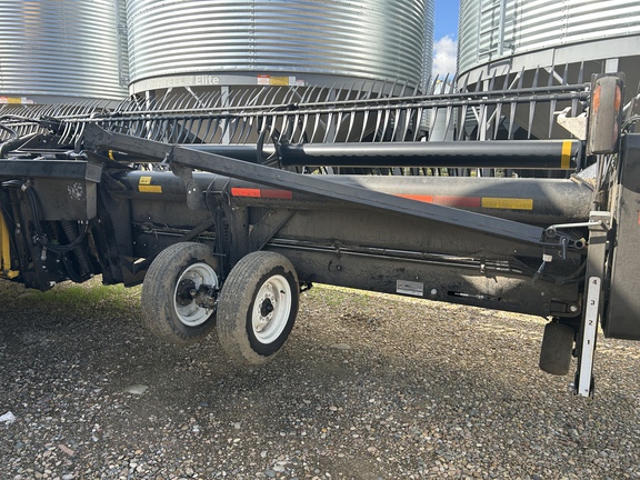 Used 2020 MacDon FD135 Combine Platforms at Horizon Ag & Turf in Lloydminster, AB - Photo8