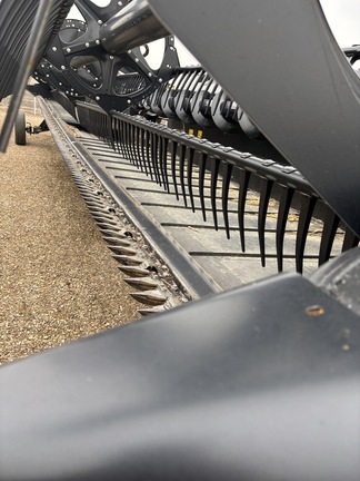 Used 2020 MacDon FD135 Combine Platforms at Horizon Ag & Turf in Lloydminster, AB - Photo6