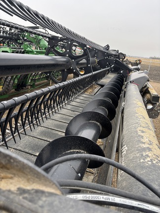 Used 2020 MacDon FD135 Combine Platforms at Horizon Ag & Turf in Lloydminster, AB - Photo5