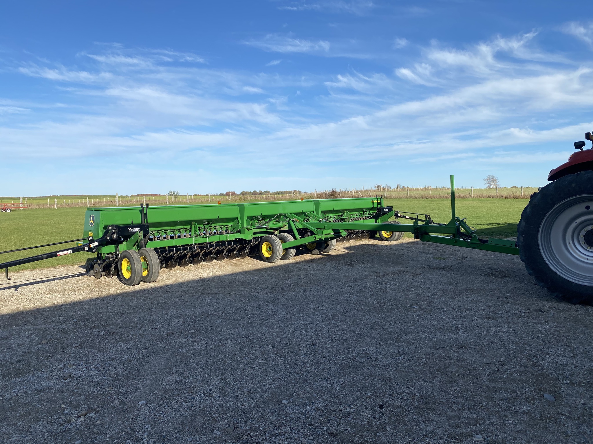 2013 John Deere 455 Image 2