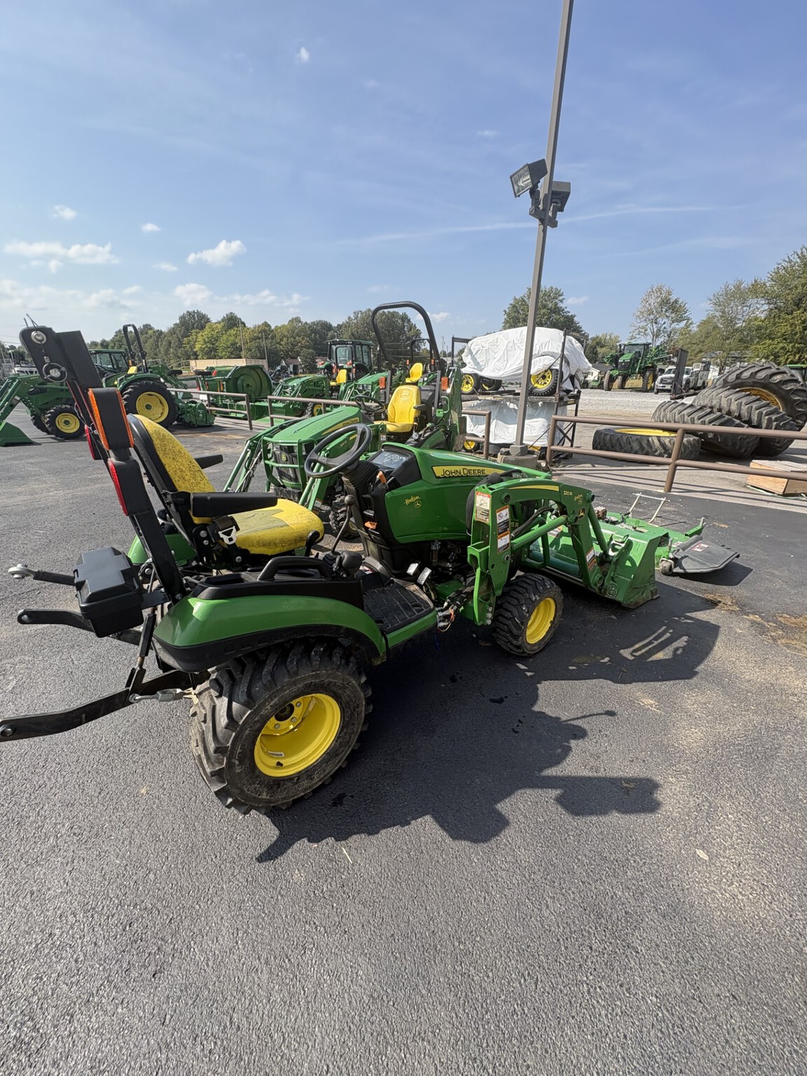 2018 John Deere 1025R