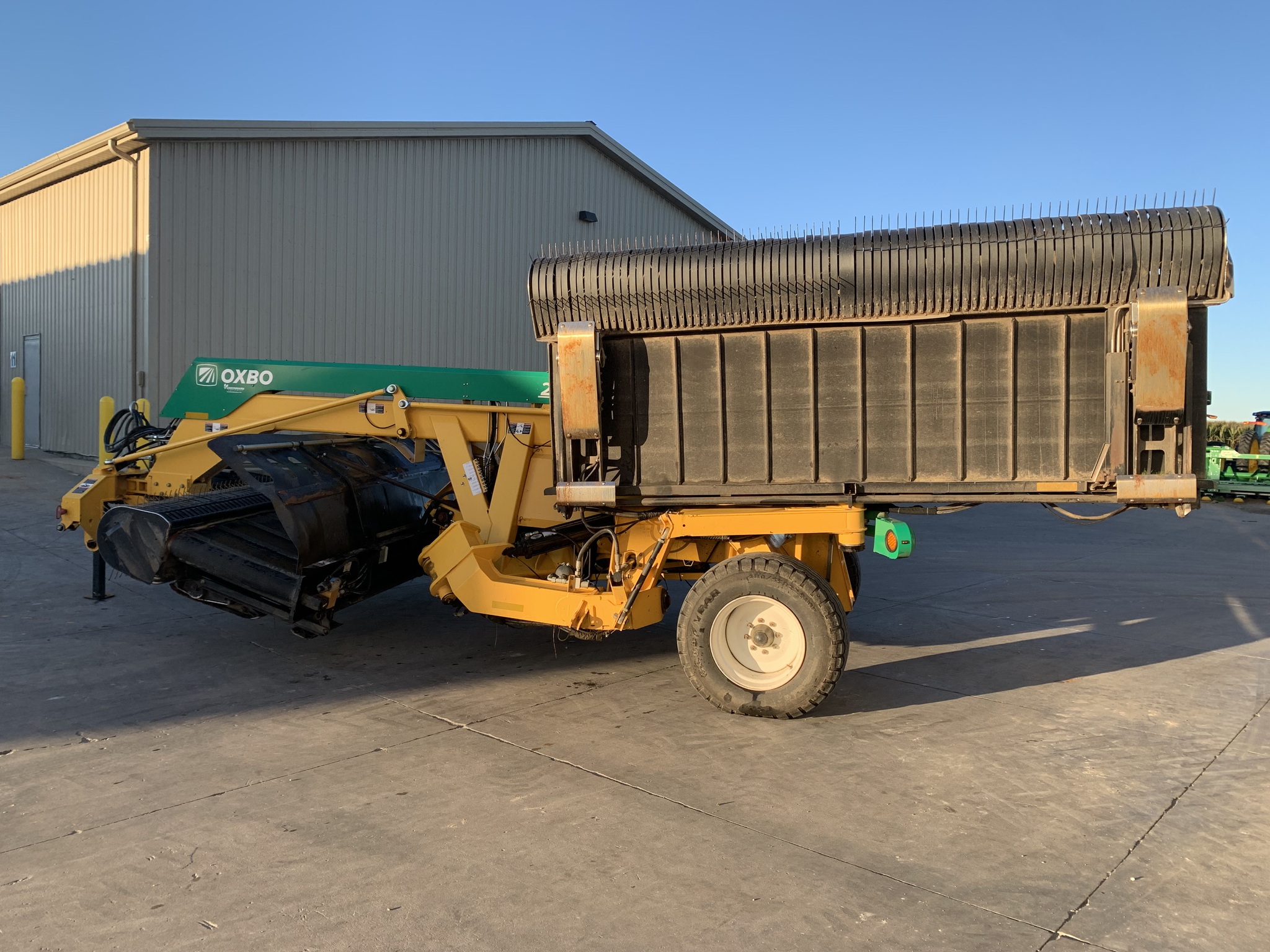 2021 Oxbo 2340 Image 5