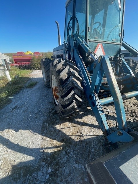 Ford-New Holland 9030-92 Image 4