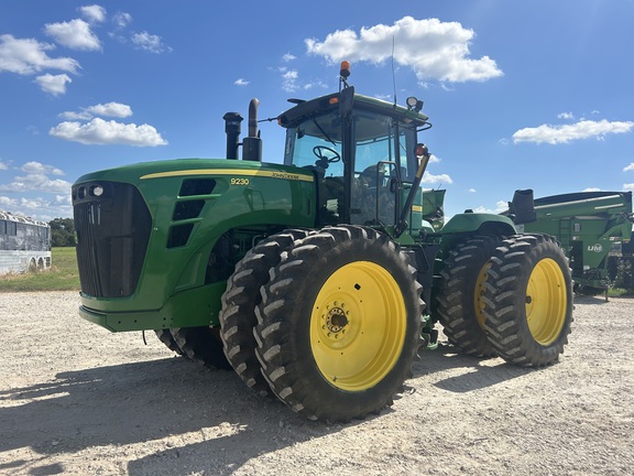 Photo of 2010 John Deere 9230