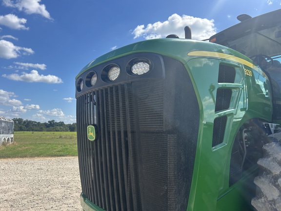 Photo of 2010 John Deere 9230