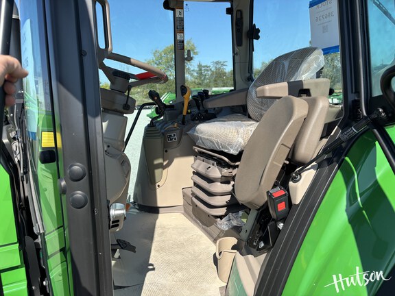 Photo of 2024 John Deere 6145M