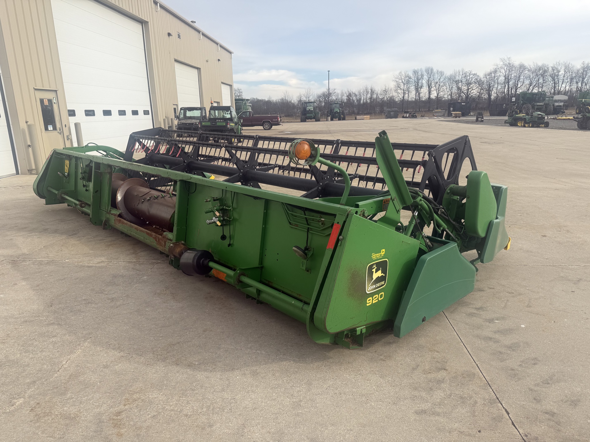 1997 John Deere 920 Image 3